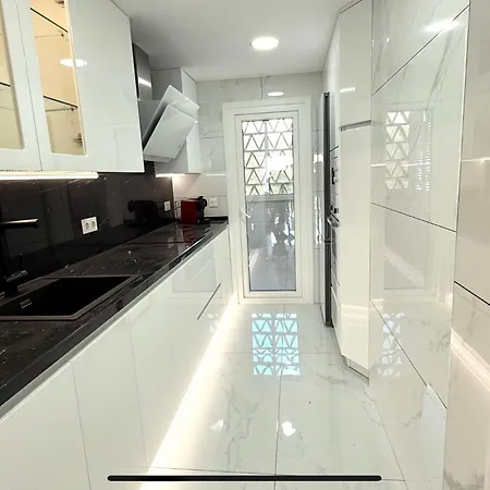 Apartment Mi Capricho A12 - Luxury Beachfront Apartment- Costa Del Sol *