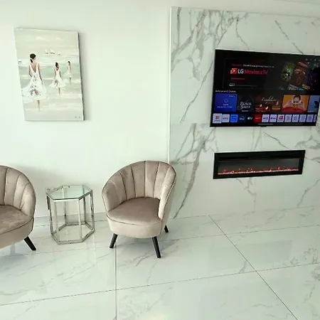 Mi Capricho A12 - Luxury Beachfront Apartment- Costa Del Sol * Sitio de Calahonda